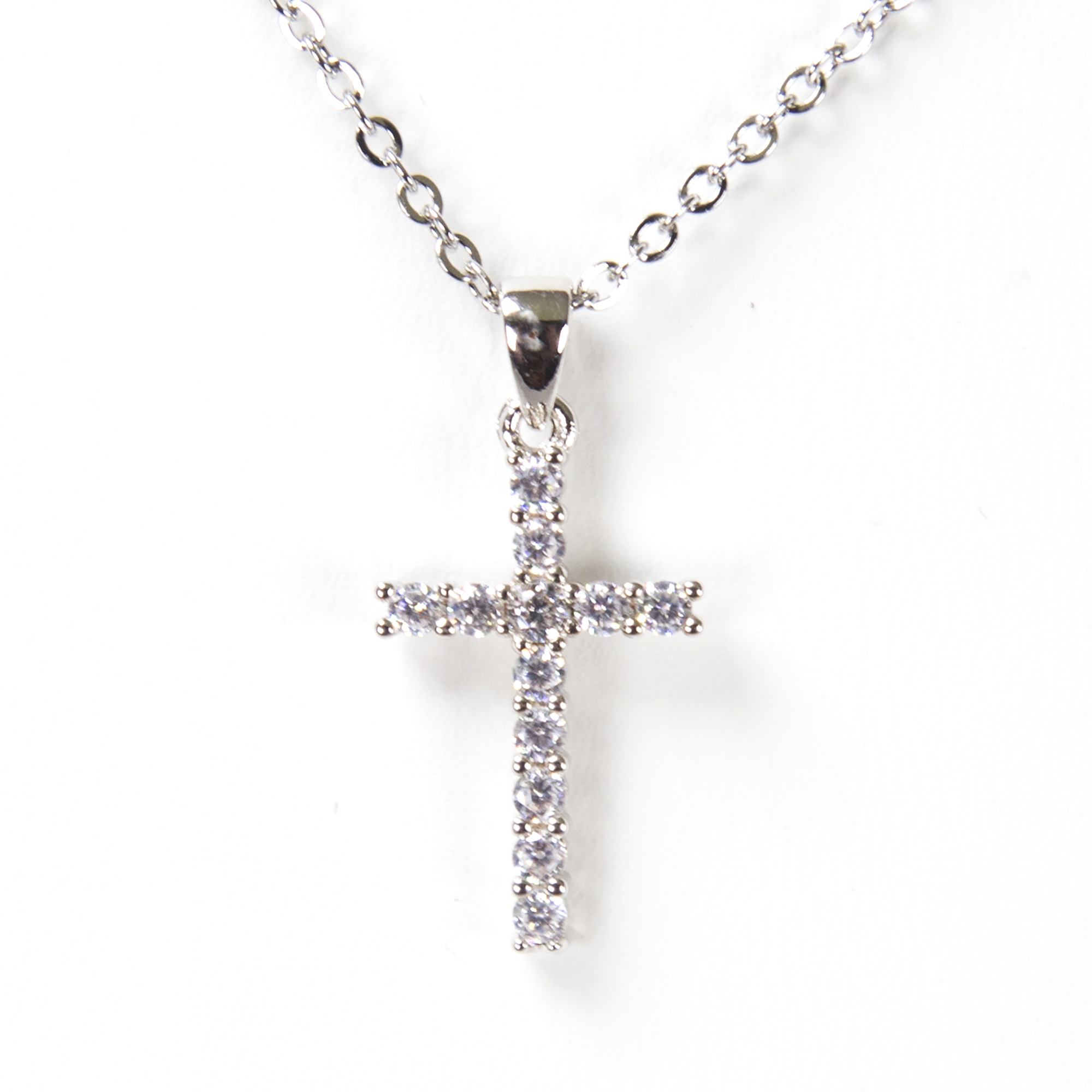 Cross crystal necklace Clearance