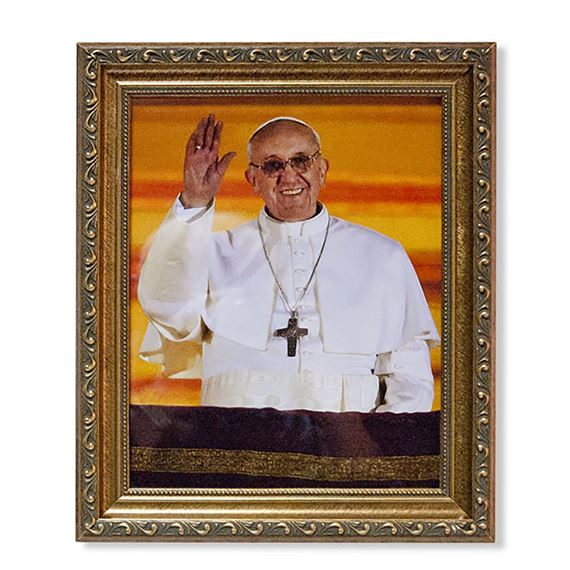 POPE FRANCIS' FIRST GREETING ON BALCONY (SMALL)
