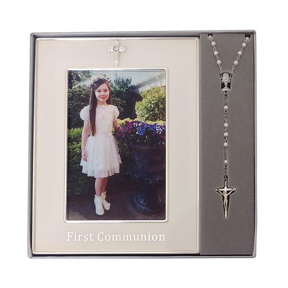 WHITE AND SILVER 1st COMMUNION FRAME WITH ROSARY - 6" X 8"