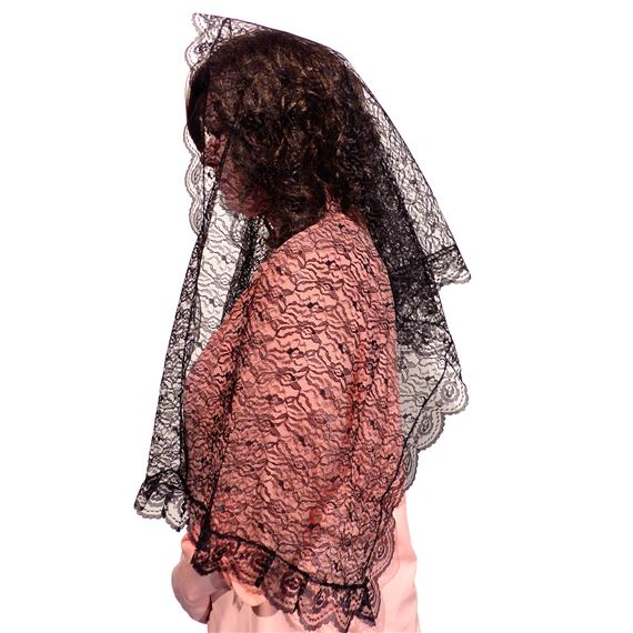 RECTANGULAR LACE CHAPEL VEIL - BLACK