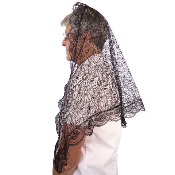 LACE MANTILLA / CHAPEL VEIL - BLACK