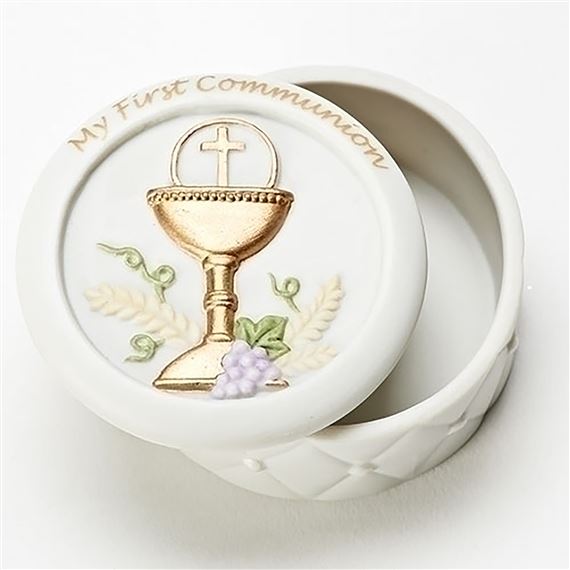 QUILTED PORCELAIN FIRST COMMUNION ROSARY BOX