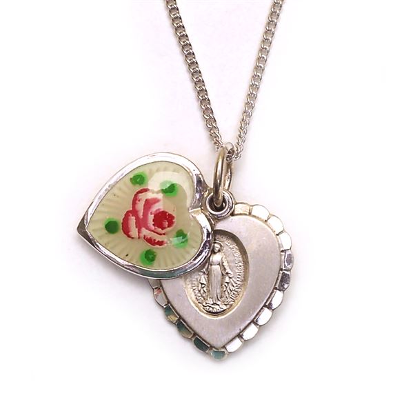 ROSEBUD HEART WITH MIRACULOUS MEDAL