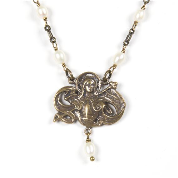 ST. JOAN OF ARC 10-BEAD CREAM RICE PEARL NECKLACE
