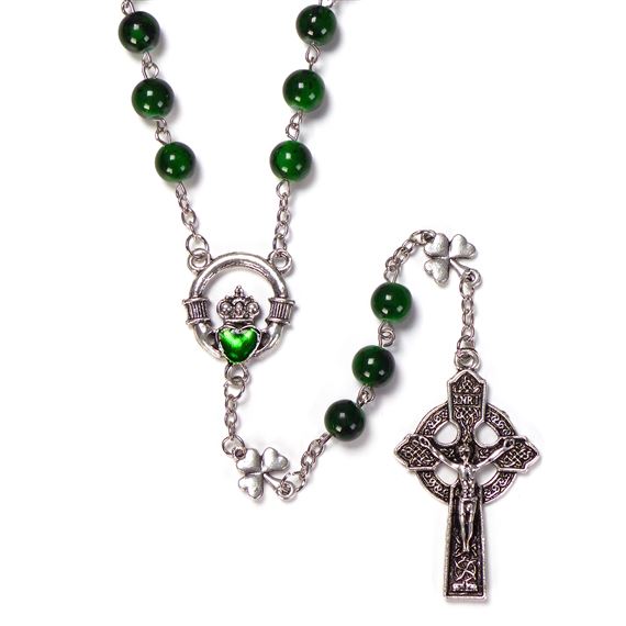 SHAMROCK ROSARY WITH CLADDAGH CENTER