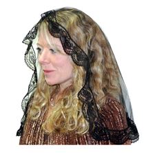 ILLUSION TULLE OVAL MANTILLA - BLACK