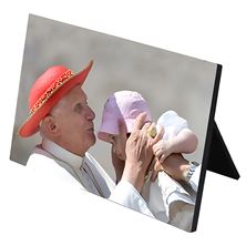 POPE BENEDICT KISSING INFANT DESK PLAQUE