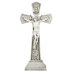 GARDEN CRUCIFIX